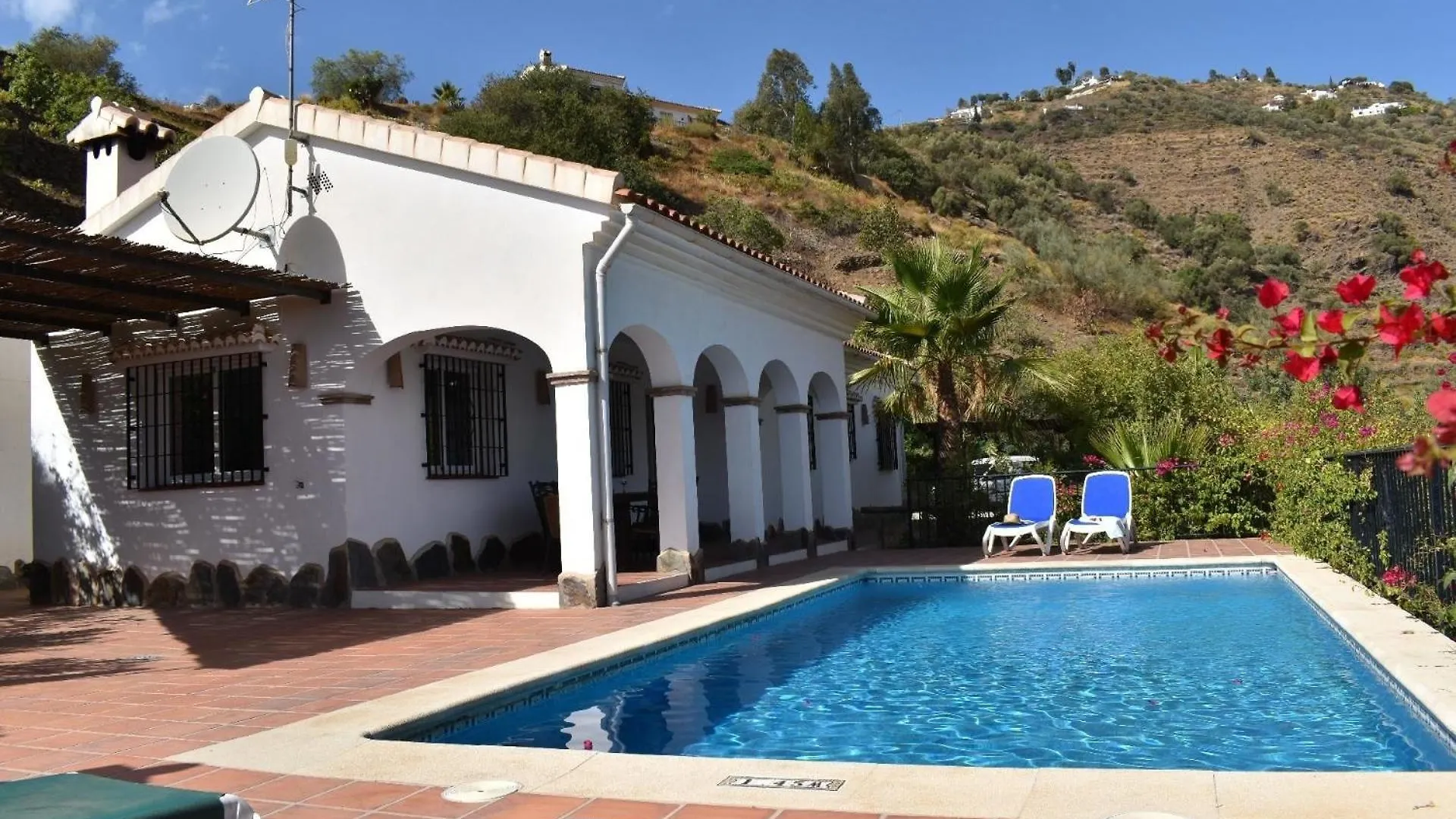 בית נופש Cómpeta Finca La Vina Mit Privatem Pool